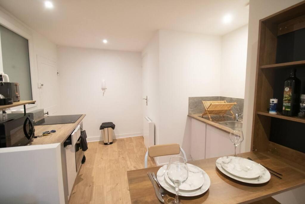 Le Valerie Apartment Bourg-en-Bresse Luaran gambar